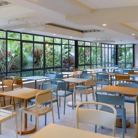 酒店 曼特浓俱乐部酒店 戛纳