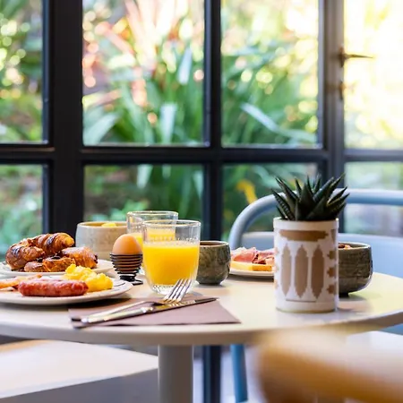 Otel Staybridge - Centre By Ihg 4*